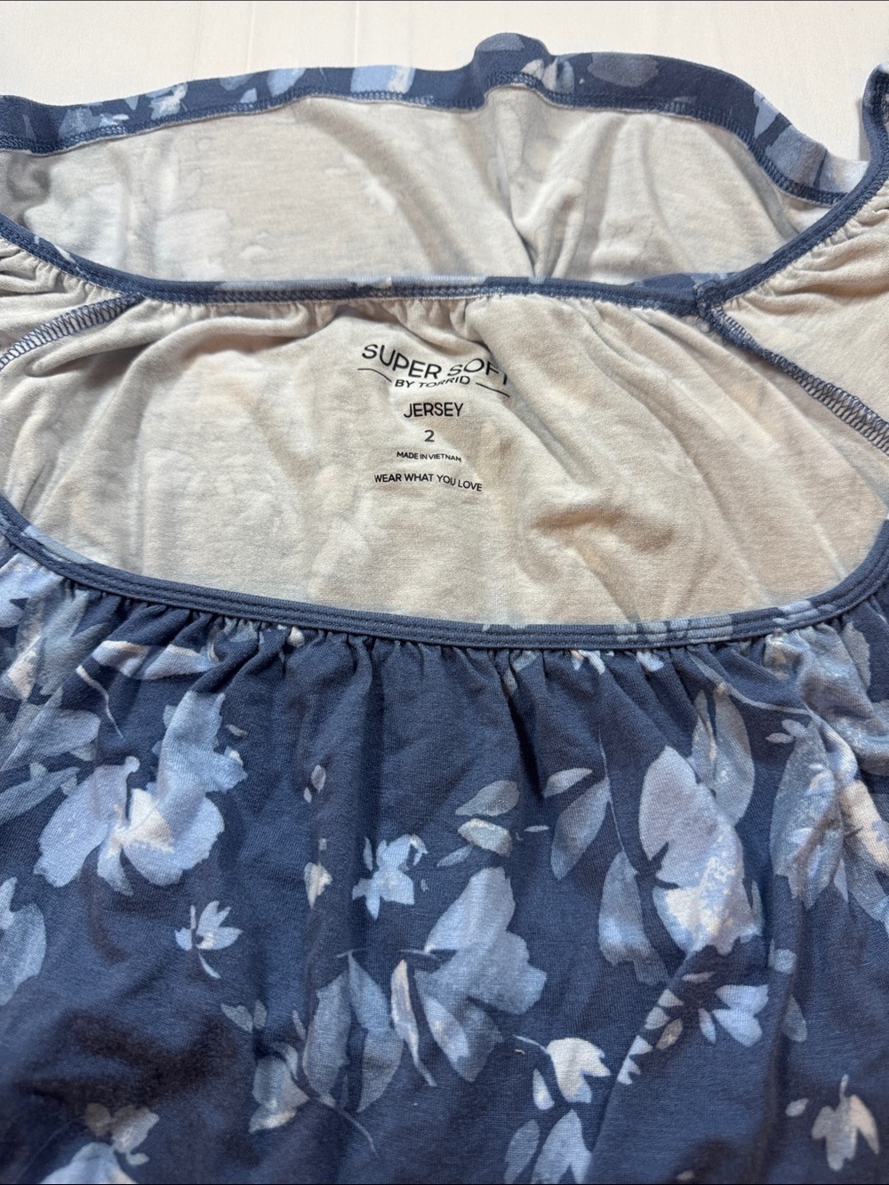 torrid Navy Blue Floral Elastic Waist top jersey super soft - Picture 7 of 8